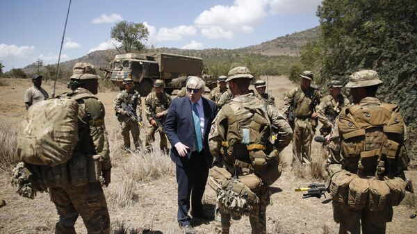 Arşiv foto: Dönemin Dışişleri Bakanı Boris Johnson 2017'de BATUK'u ziyaret ediyor - Sputnik Türkiye