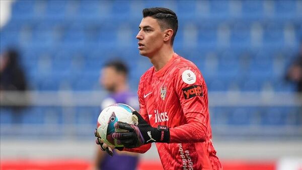 Berke Özer - Sputnik Türkiye