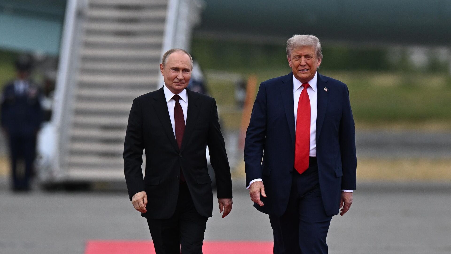 Rusya Devlet Başkanı Putin ve ABD Başkanı Trump Alaska'da Rusya Devlet Başkanı Putin ve ABD Başkanı Trump Alaska'da - Sputnik Türkiye, 1920, 17.10.2025