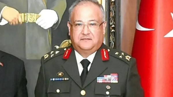  Kemal Yeni - Sputnik Türkiye