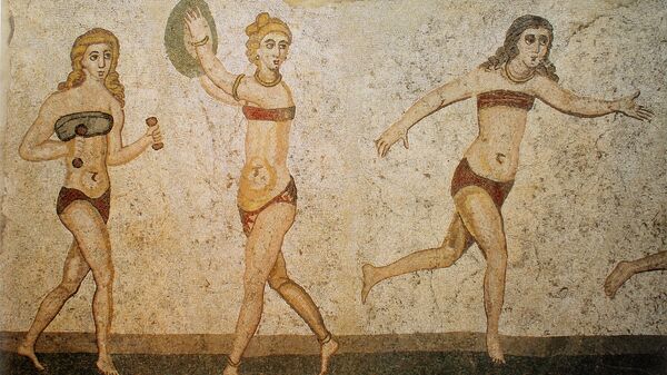 Bikini girls mosaic, Villa del Casale, Piazza Armerina, Sicily, Italy. - Sputnik Türkiye