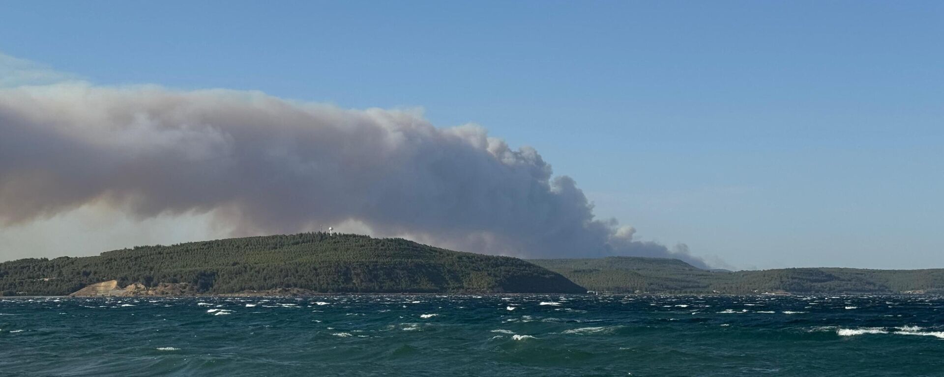 Çanakkale yangın - Sputnik Türkiye, 1920, 16.08.2025