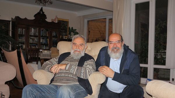 Mete Tunçay - Sputnik Türkiye