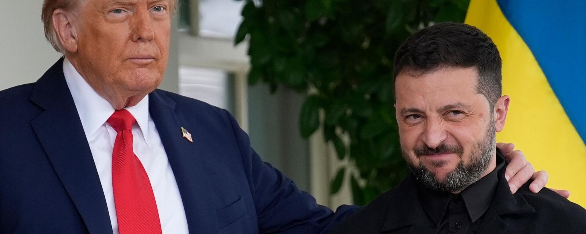 Zelenskiy, Trump ile görüşmek için Beyaz Saray'da - Sputnik Türkiye, 1920, 18.08.2025