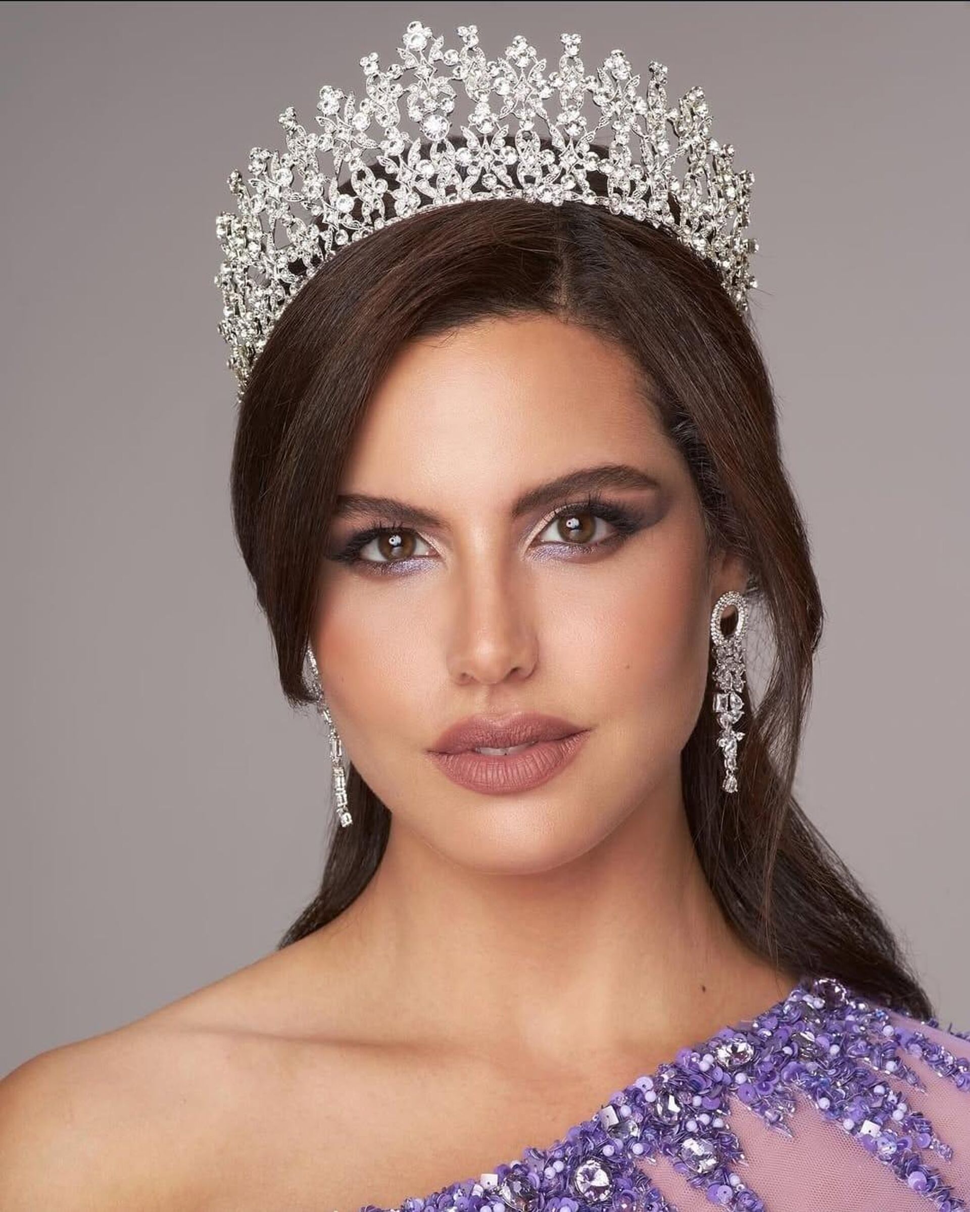 Filistin Güzeli ilk kez Miss Universe yarışmasına katılacak - Sputnik Türkiye, 1920, 19.08.2025