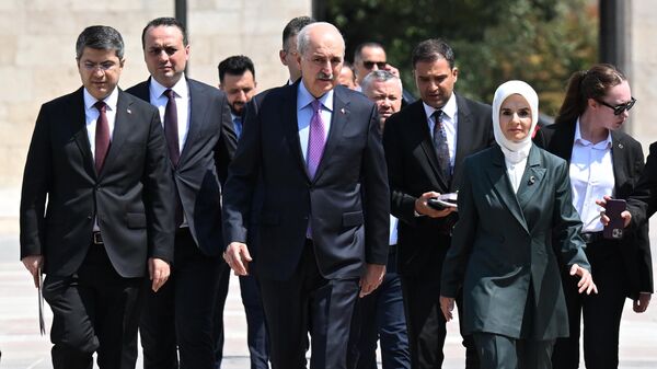 Numan Kurtulmuş  - Sputnik Türkiye