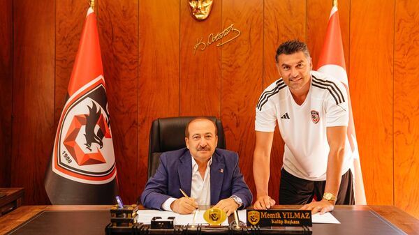 Burak Yılmaz - Sputnik Türkiye