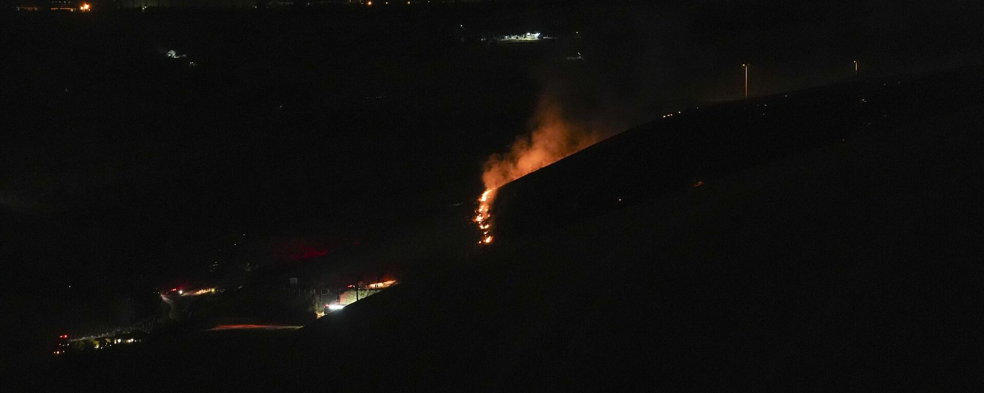 Eymir Gölü yakınındaki yangın - Sputnik Türkiye, 1920, 20.08.2025