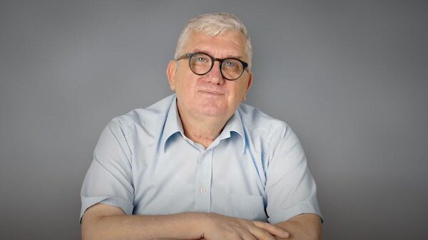 Prof. Dr. Cem Yaltırak sosyal medya  - Sputnik Türkiye