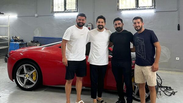 Gündeme oturan Ferrari satıldı: Fiyatı belli oldu - Sputnik Türkiye