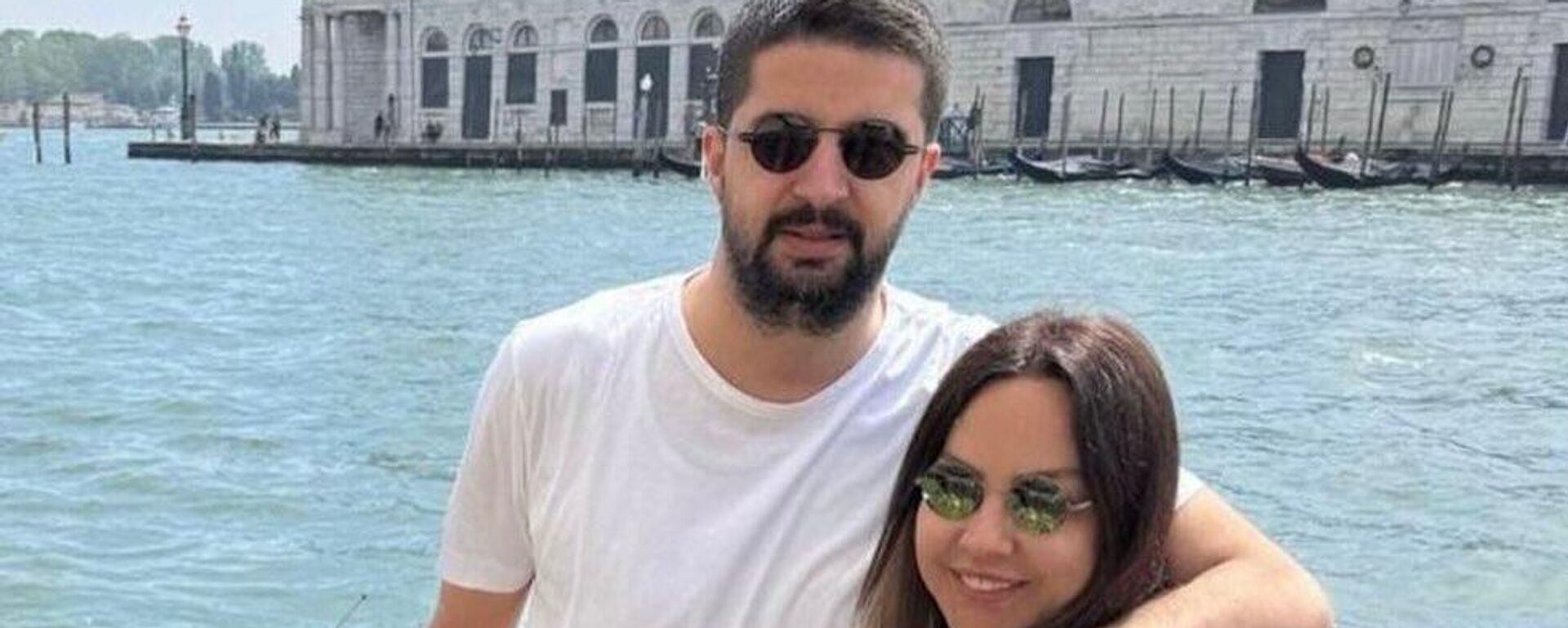 Ebru Gündeş sosyal medya  - Sputnik Türkiye, 1920, 22.08.2025