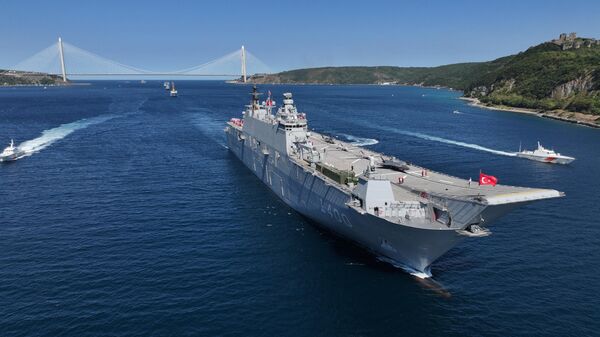 TCG Anadolu - Sputnik Türkiye