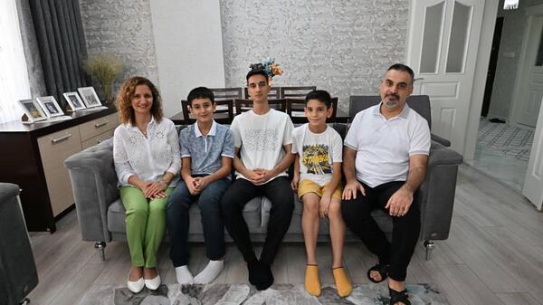 YKS Türkiye birincisi Ahmet Eren Özyurtseven'in tercihi bilgisayar mühendisliği oldu
 - Sputnik Türkiye