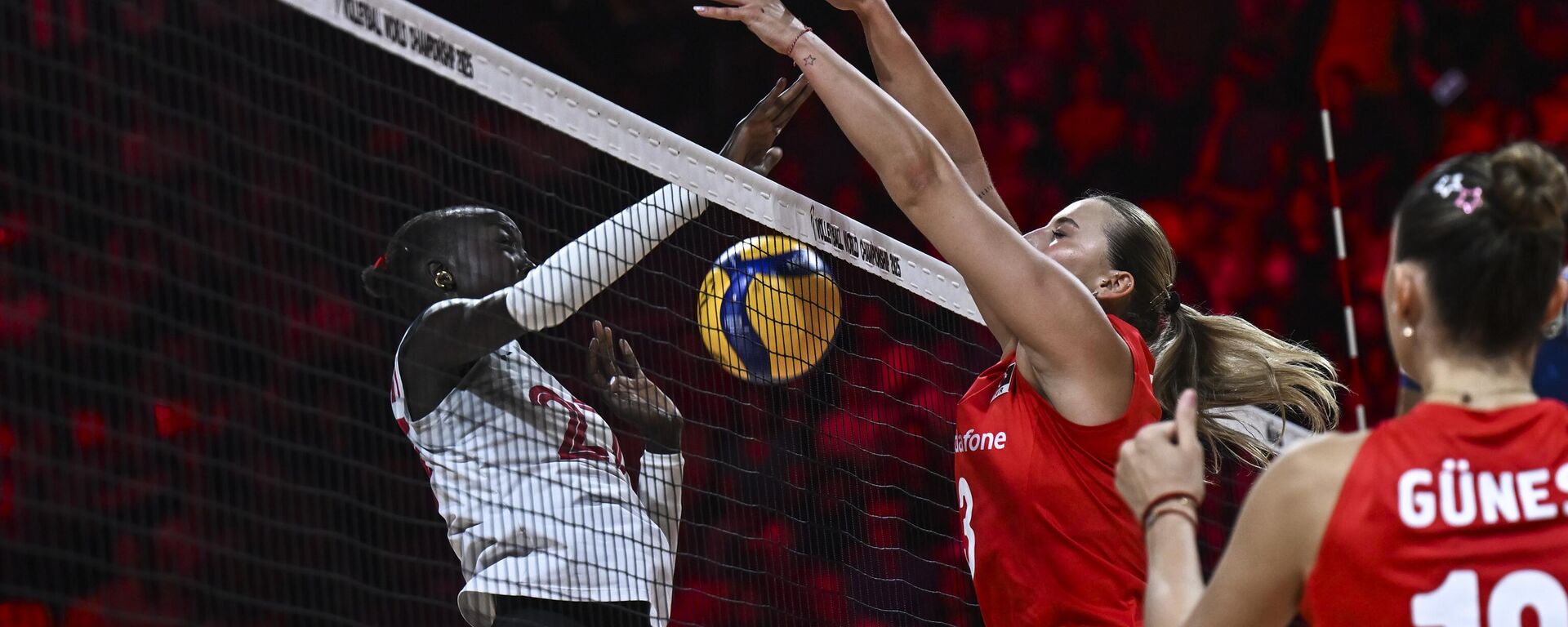 Filenin Sultanları - Sputnik Türkiye, 1920, 27.08.2025