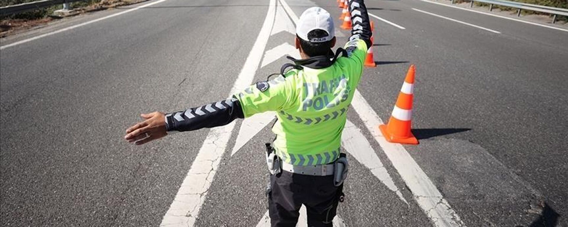 İstanbul trafik düzenlemesi - Sputnik Türkiye, 1920, 07.10.2025