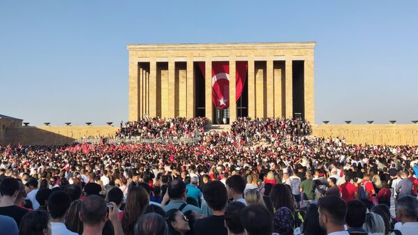 Türk milletinin bağımsızlık mücadelesinin simgesi olan 30 Ağustos Zafer Bayramı, Ankara’da coşkulu etkinliklerle kutlandı - Sputnik Türkiye