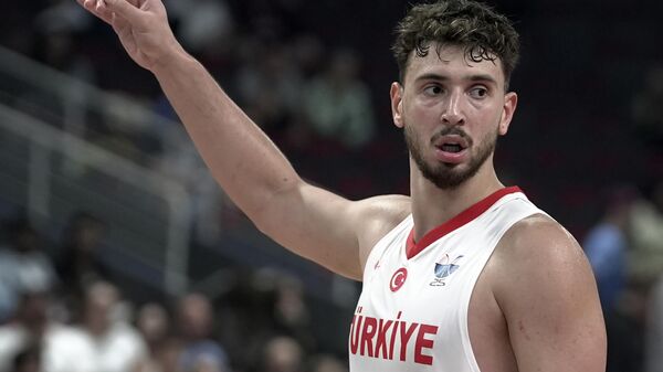 A Milli Basketbol Takımı, 2025 Avrupa Şampiyonası'nda son 16 turuna yükselmeyi garantiledi - Sputnik Türkiye