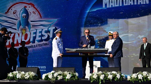 Ahmet Hakan: Maket taşıma fotoğrafının onuru, gururu, haysiyeti - Sputnik Türkiye