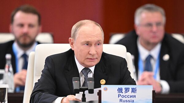 Putin, ŞİÖ Zirvesi'nde konuşmasını yapıyor - Sputnik Türkiye