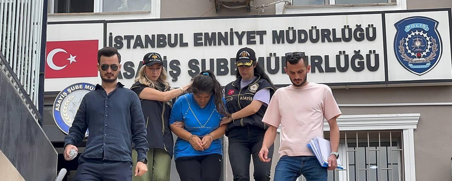 Bebeğini çöpe atan annenin ifadeleri ortaya çıktı - Sputnik Türkiye, 1920, 01.09.2025