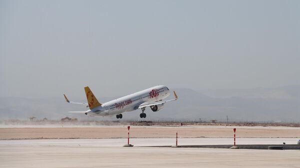 Hatay Havalimanı'nda uçuşlar yeniden başladı - Sputnik Türkiye