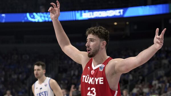 Türkiye, Avrupa Basketbol Şampiyonası’nda gruplarda 4’te 4 yaptı - Sputnik Türkiye