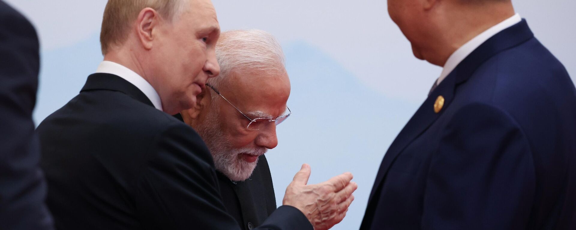 Rusya Devlet Başkanı Vladimir Putin, Çin Devlet Başkanı Şi Cinping ve Hindistan Başbakanı Narendra Modi - Sputnik Türkiye, 1920, 02.09.2025