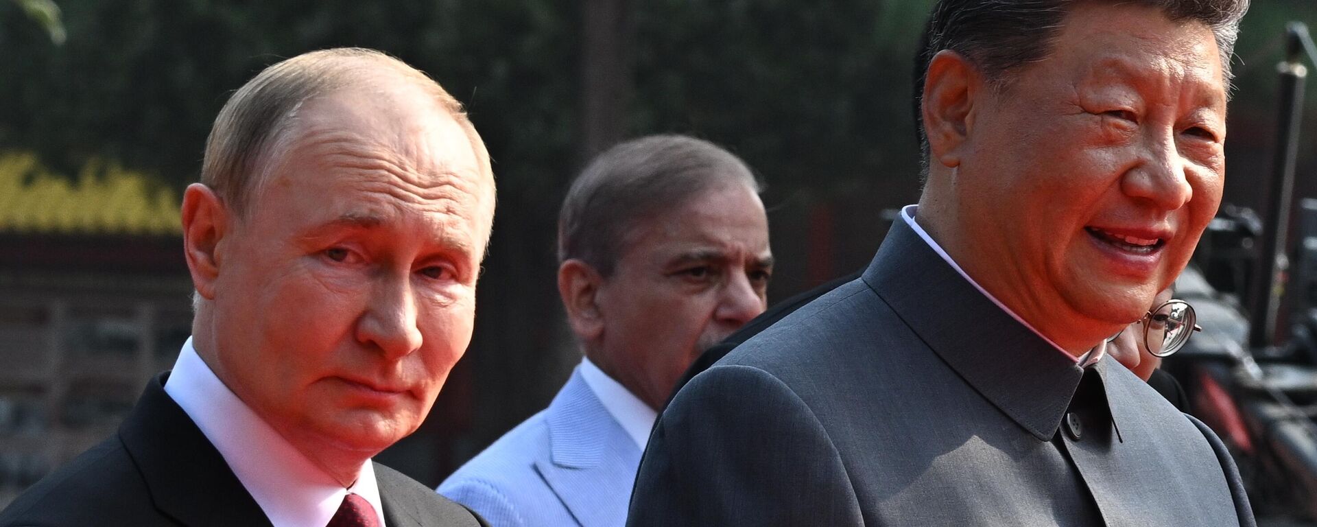 2. Dünya Savaşı'nın sona ermesinin 80. yılında Çin’in Zafer Günü Geçidi'nde Vladimir Putin ve Şi Cinping - Sputnik Türkiye, 1920, 20.05.2026