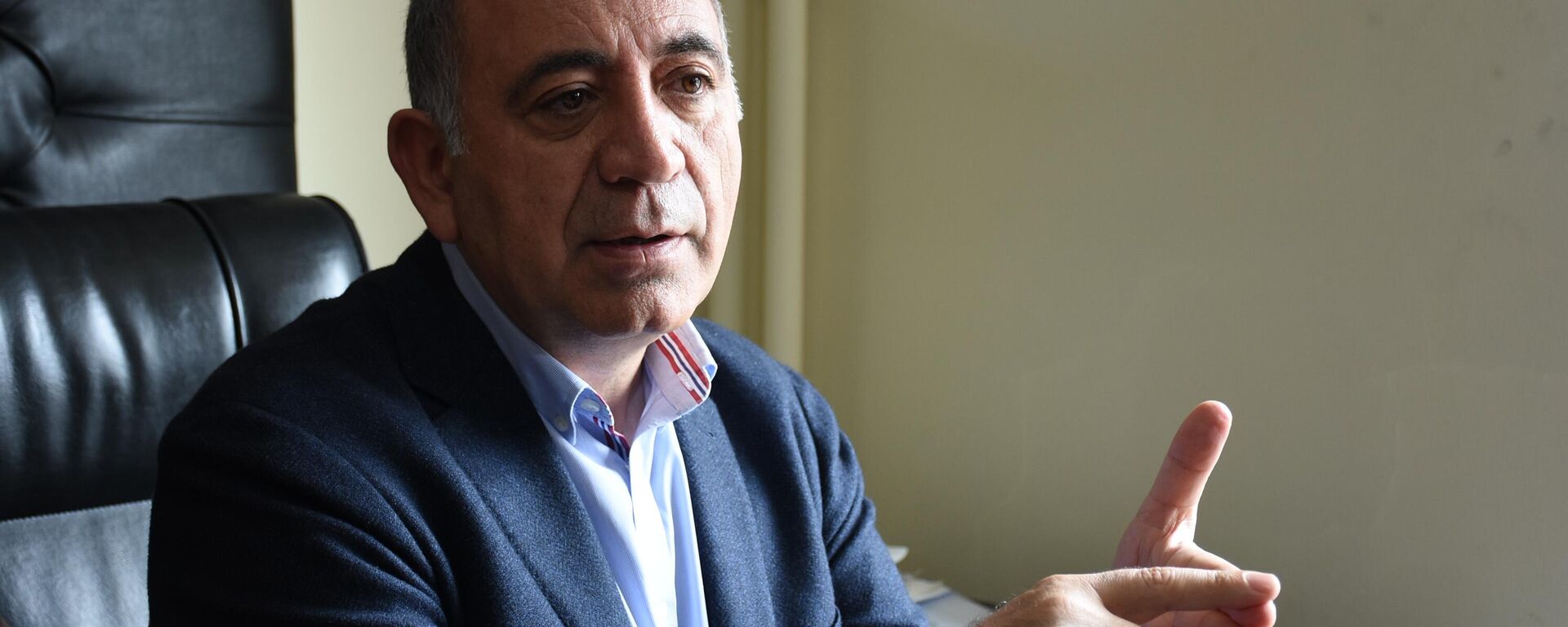 Gürsel Tekin - Sputnik Türkiye, 1920, 05.09.2025