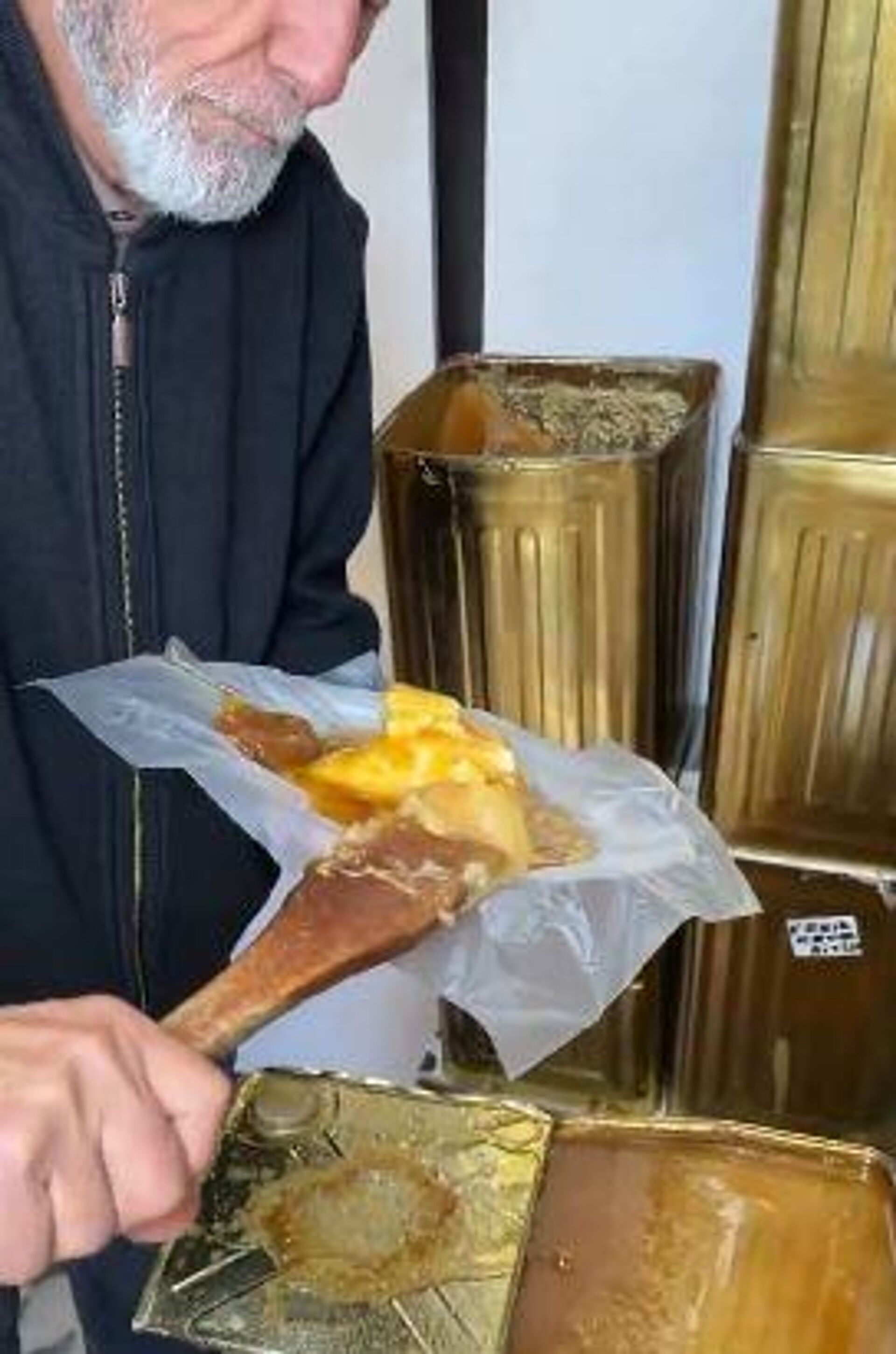 Bella Hadid paylaştı: Nusret Amca dünyanın en ünlü balcısı oldu - Sputnik Türkiye, 1920, 04.09.2025