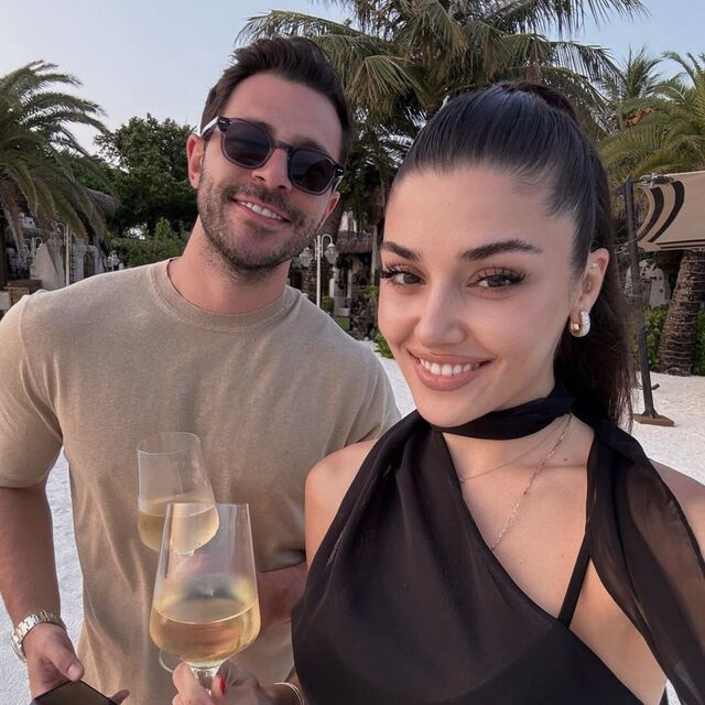 Arzu Sabancı'dan Hande Erçel ve Hakan Sabancı ayrılığına dair açıklama: 'Ayrılık kararı Hakan ve Hande'ye aittir' - 04.09.2025, Sputnik Türkiye