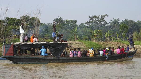  wooden boat in the Niger - Sputnik Türkiye