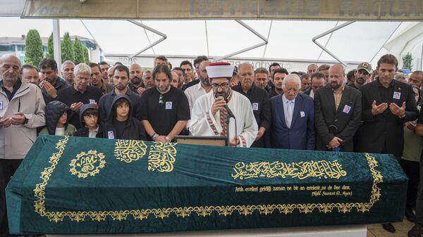 Halit Yukay cenaze - Sputnik Türkiye