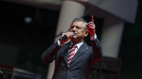 CHP Genel Başkanı Özgür Özel - Sputnik Türkiye