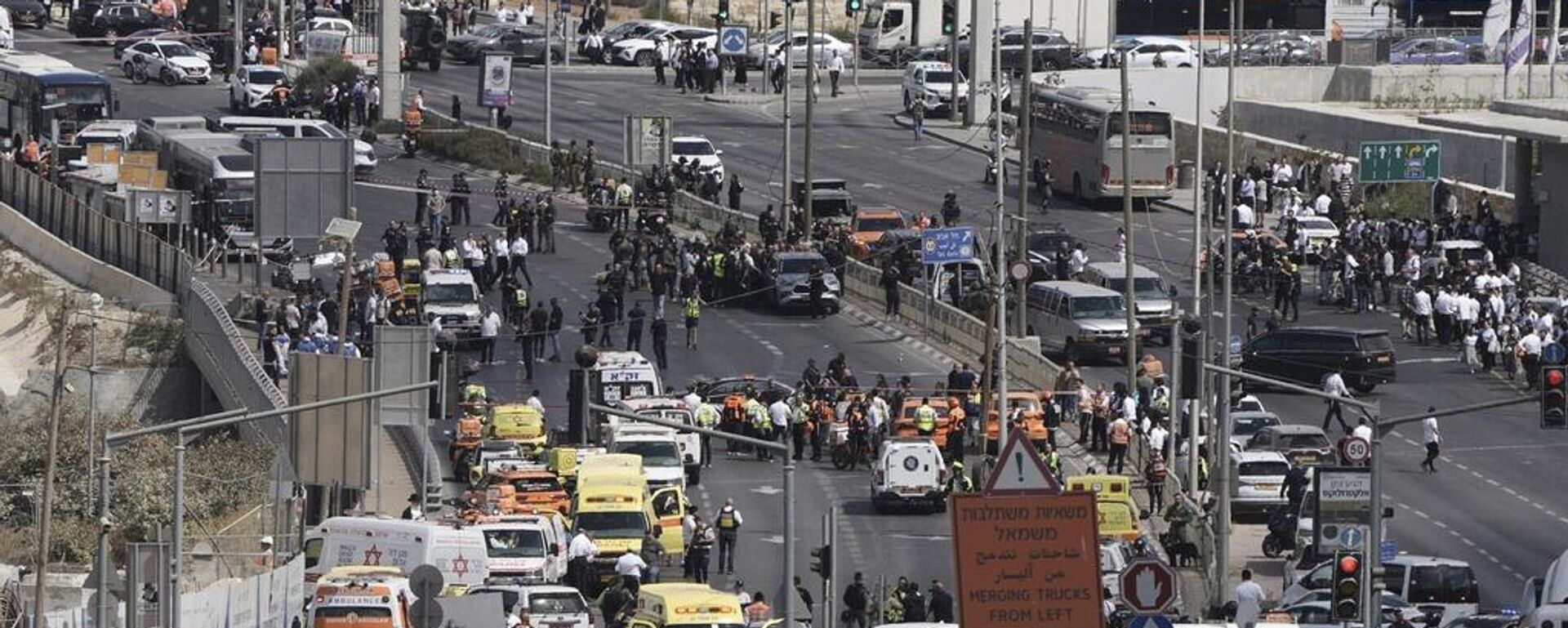 Kudüs'te silahlı saldırı: En az 4 kişi hayatını kaybetti, çok sayıda yaralı var - Sputnik Türkiye, 1920, 08.09.2025