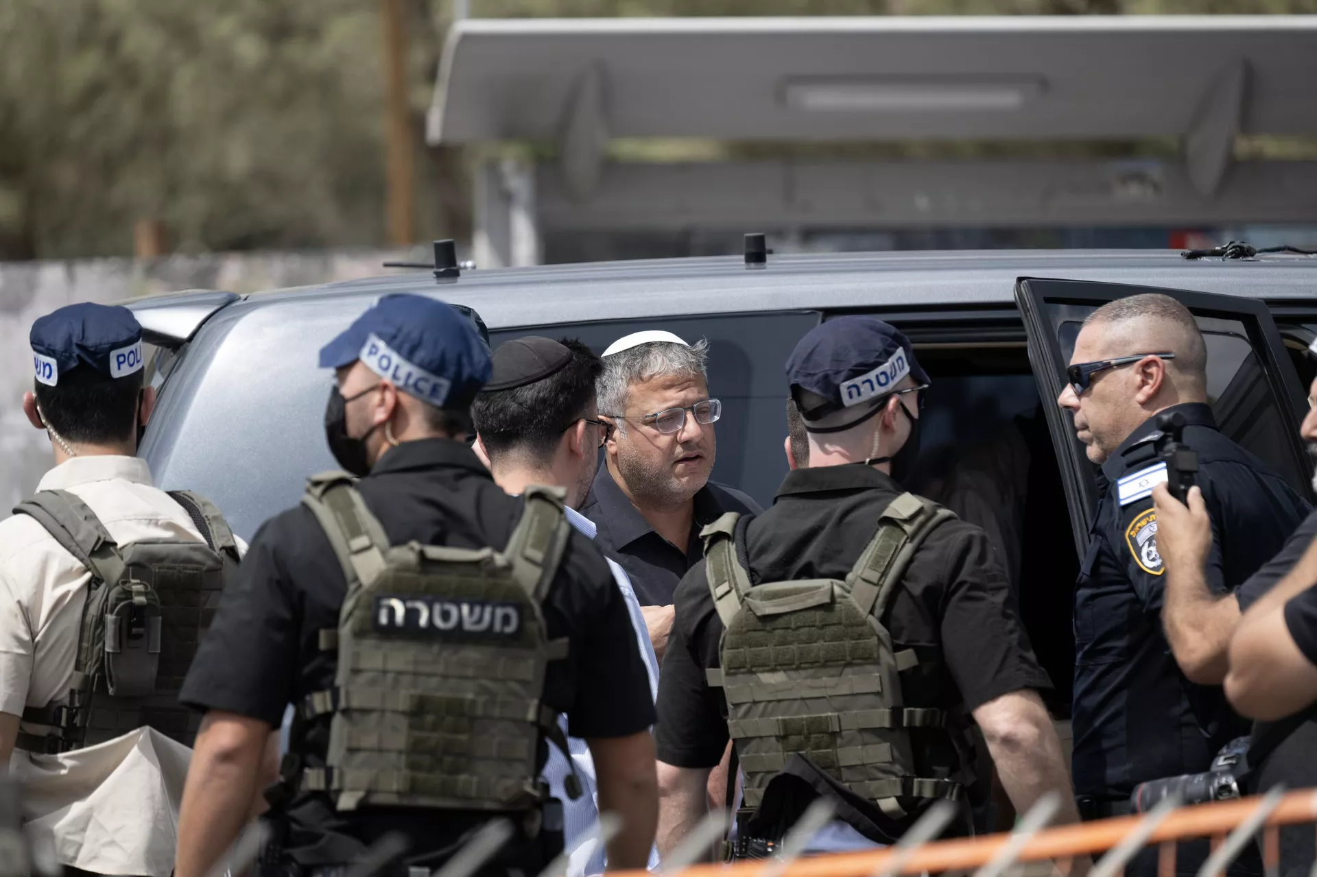 Kudüs'te silahlı saldırı: En az 5 kişi hayatını kaybetti, ağır yaralılar var Kudüs'te silahlı saldırı: En az 5 kişi hayatını kaybetti, ağır yaralılar var - Sputnik Türkiye, 1920, 28.12.2025