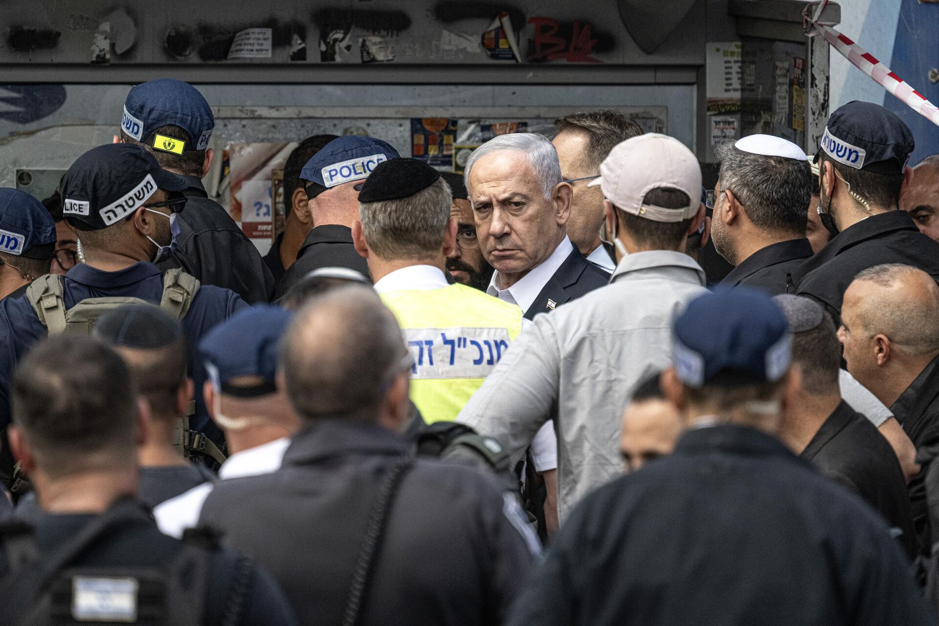 Kudüs'te silahlı saldırı: En az 5 kişi hayatını kaybetti, ağır yaralılar var - Sputnik Türkiye, 1920, 08.09.2025