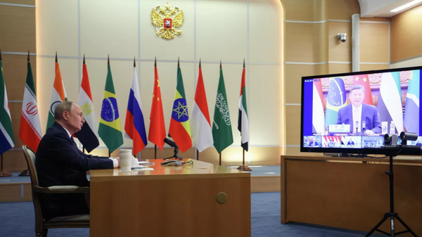 Putin, olağanüstü çevirimiçi BRICS zirvesine katılıyor - Sputnik Türkiye