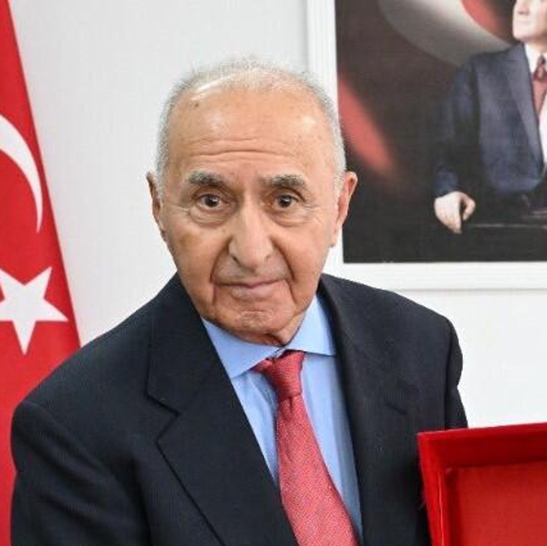 Eski CHP Genel Başkanı yoğun bakıma kaldırıldı - 08.10.2025, Sputnik Türkiye