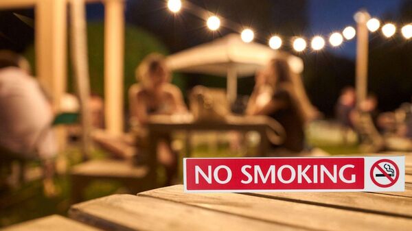 İspanya Sigara Yasağı - Sputnik Türkiye