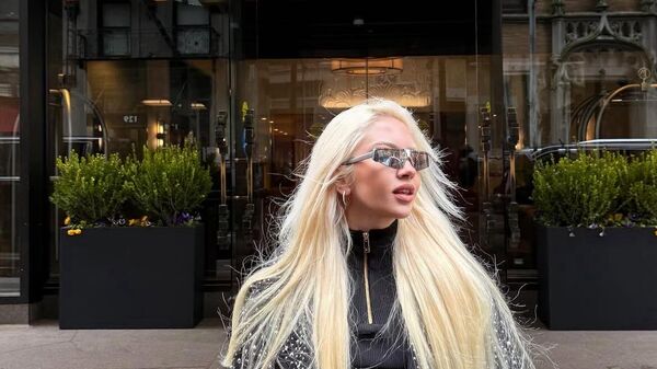 Şarkıcı Ece Seçkin - Sputnik Türkiye