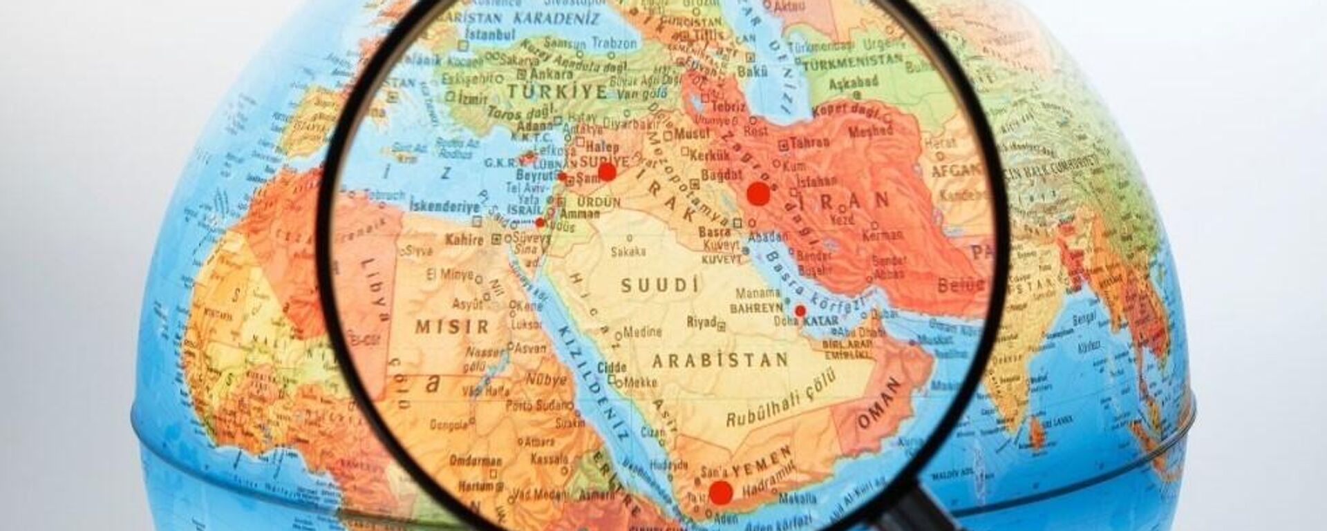 7 Ekim 2023’te başlayan İsrail saldırıları yalnızca Gazze ile sınırlı kalmadı, 5 ülkeye daha sıçradı. - Sputnik Türkiye, 1920, 10.09.2025