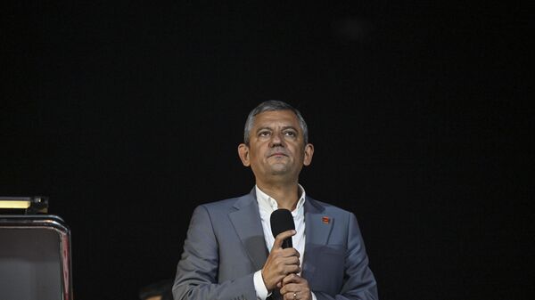 CHP Genel Başkanı Özgür Özel - Sputnik Türkiye