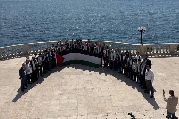 Filistin için Uluslararası Yuvarlak Masa İstanbul'da toplandı: 'ABD, İsrail'in ortağı ve Müslümanlar sessizlik krizinde' - Sputnik Türkiye