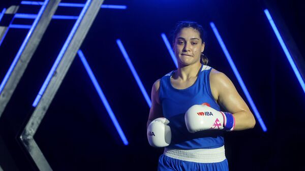 Büşra Işıldar, Dünya Boks Şampiyonası’nda finale yükseldi - Sputnik Türkiye