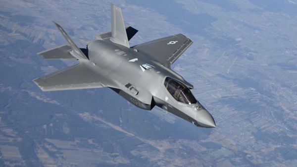 Un caza F-35 estadounidense (archivo) - Sputnik Türkiye