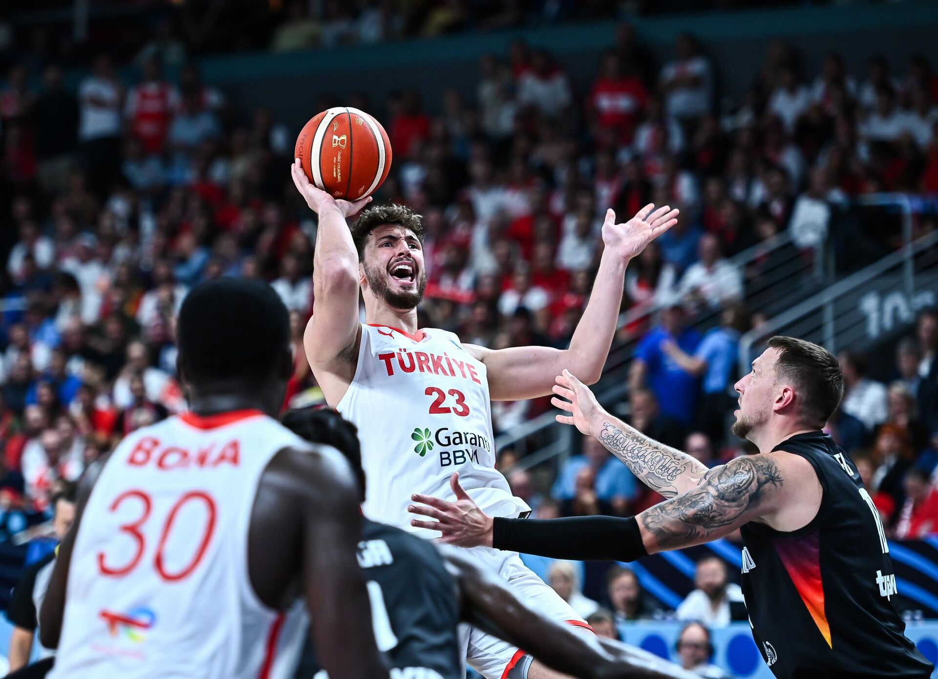 Milli oyuncu Alperen Şengün - Sputnik Türkiye, 1920, 14.09.2025