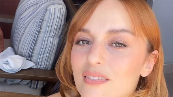 Nilperi Şahinkaya sosyal medya  - Sputnik Türkiye