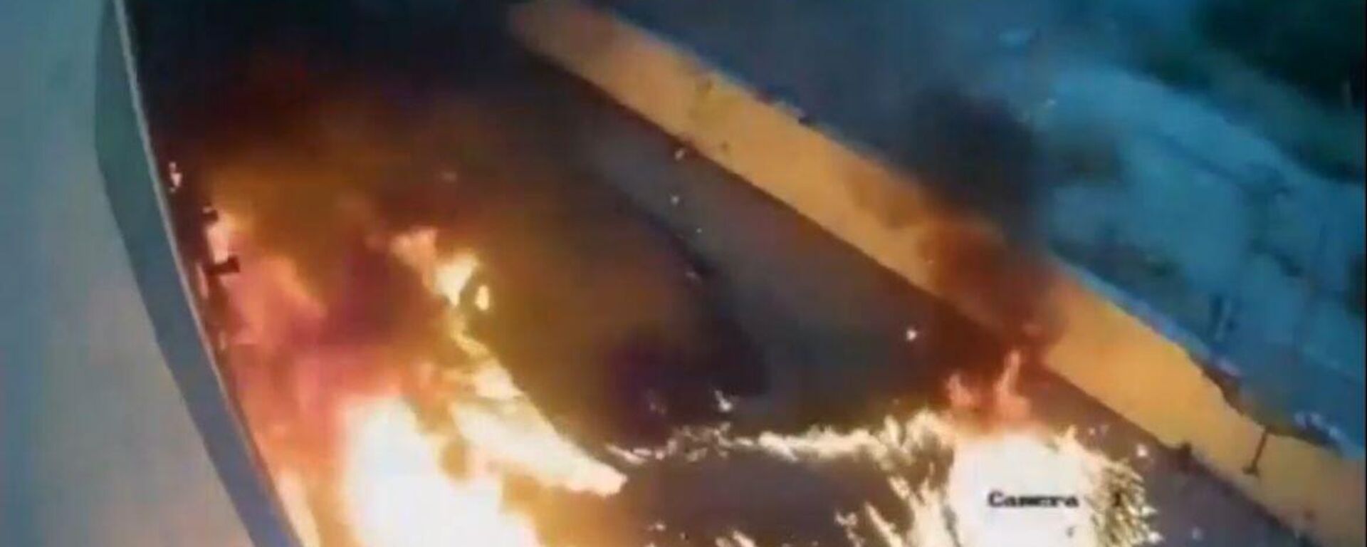 Husilerin fırlattığı bomba yüklü İHA, İsrail'de bir otele isabet etti - Sputnik Türkiye, 1920, 18.09.2025