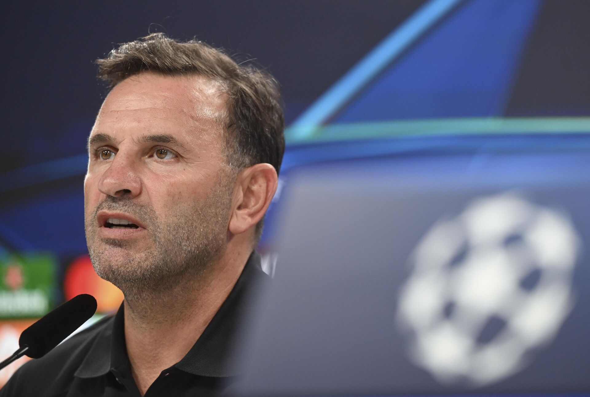 5-1'in ardından Okan Buruk: Hakemi hiç beğenmedim - Sputnik Türkiye, 1920, 19.09.2025